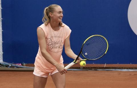 Александра Саснович уступила Дарье Касаткиной на турнире WTA-500 в Санкт-Петербурге.