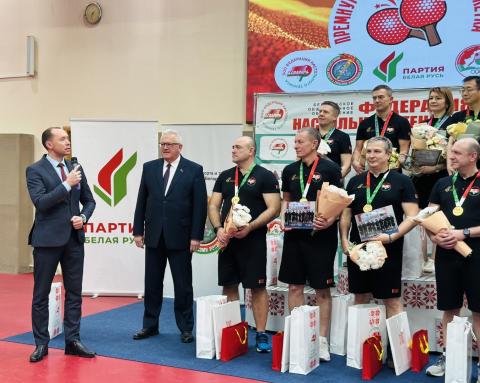 Турнир по теннису настольному объединил в Минске глав министерств и ведомств