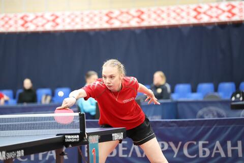 Определились финалисты одиночных и парных разрядов личного чемпионата