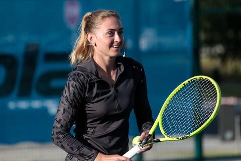 Александра Саснович вышла в 1/8 финала турнира ВТА-500 в Остраве