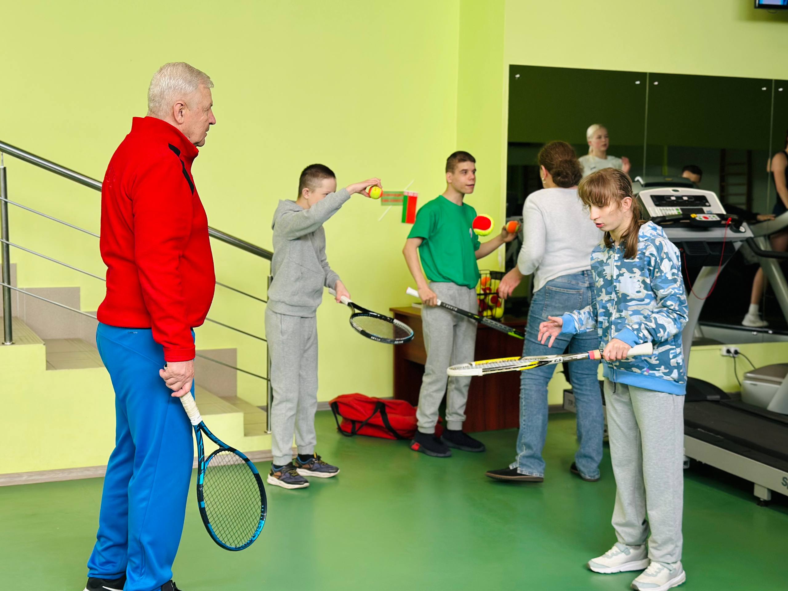 Теннис с заботой: новое занятие в 