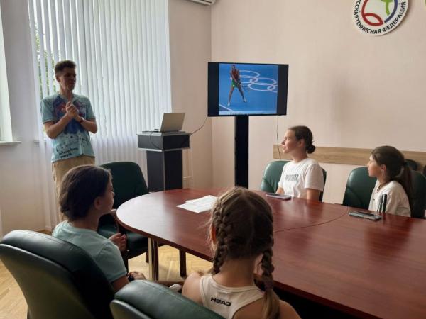 В Центре состоялось моделируемое мероприятие «круглый-стол» с темой: Острая травма
