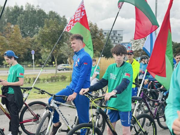 Велопробег единства: от «Лебяжьего» до «Минска — города-героя»!