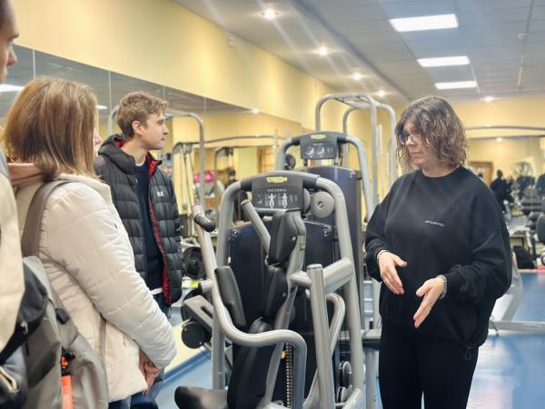 Как устроен спортивный центр: гости из Петербурга в Минске