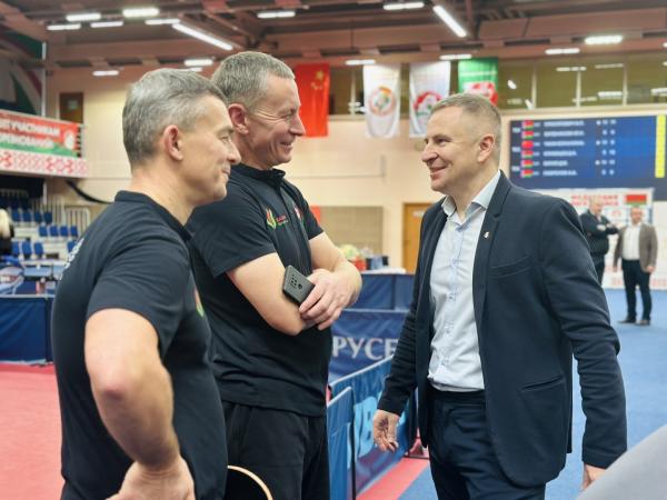 Спорт объединяет лидеров: в РЦОП прошёл «Красная ракетка»
