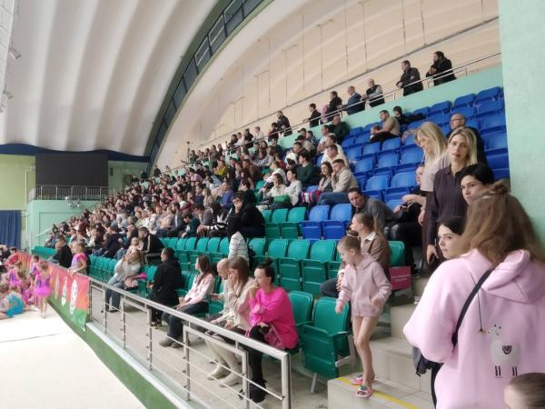 Сегодня в Дворце тенниса стартовал гимнастический праздник «Рождественская грация – 2025»!