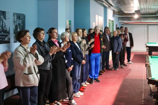 Торжественное открытие новой бильярдной комнаты