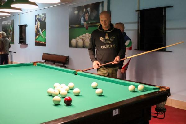 Торжественное открытие новой бильярдной комнаты