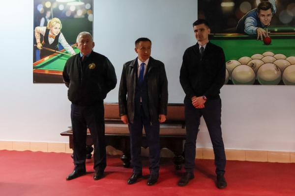 Торжественное открытие новой бильярдной комнаты