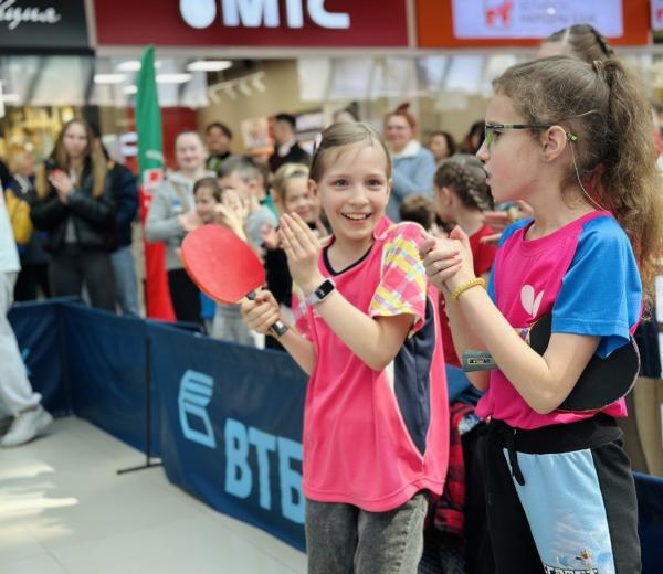 100 лет теннису: праздник в ТЦ 