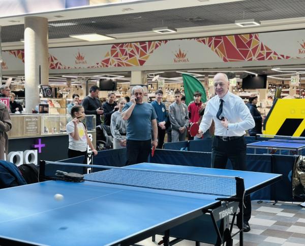 100 лет теннису: праздник в ТЦ 