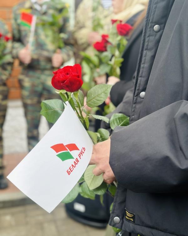 40 лет спустя: дань уважения героям Чернобыля