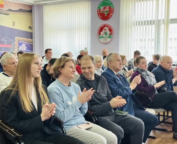 Профессионалы спорта — в центре внимания