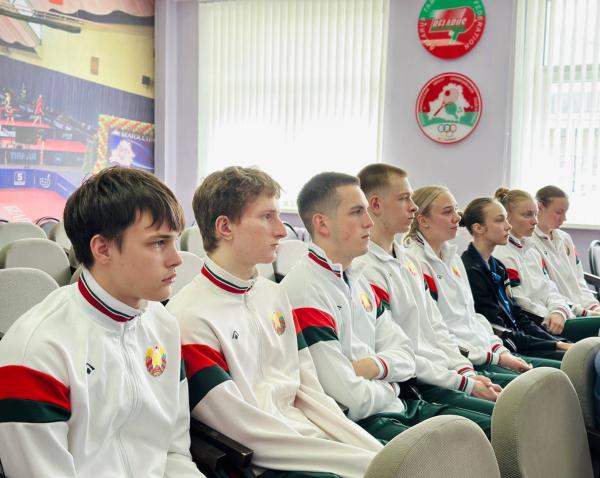 Министр спорта Сергей Михайлович Ковальчук - в диалоге с национальной командой