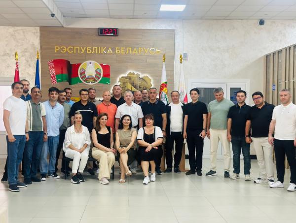 Международное сотрудничество: гости из Баку на кортах Минска