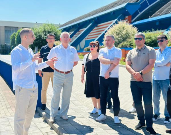 Международное сотрудничество: гости из Баку на кортах Минска
