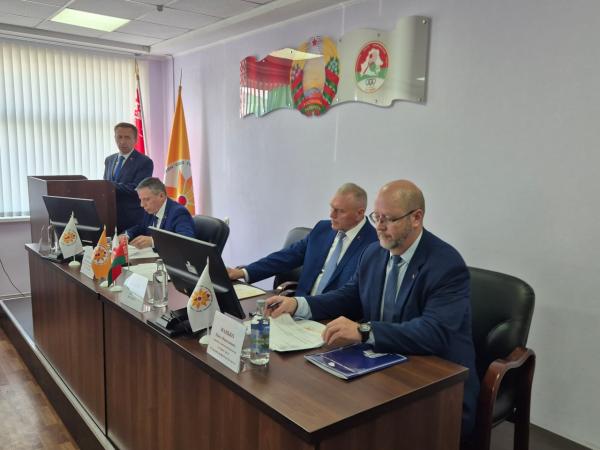В РЦОП по теннису начал работу республиканский семинар-совещание по вопросам охраны труда