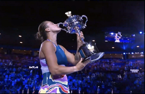 Арина Соболенко становится победителем турнира Australian Open